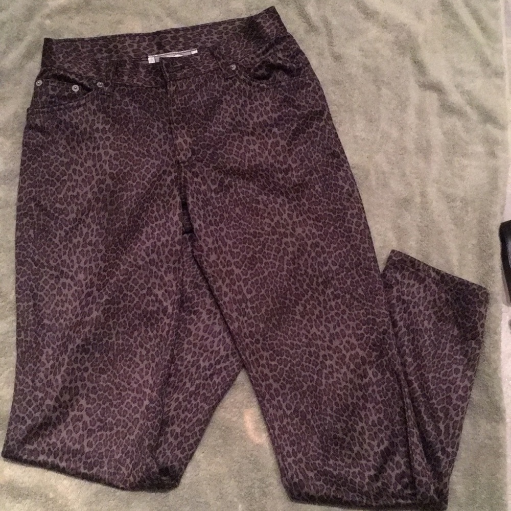 SEXY skinny Leopard pants - grey/brown Size 3/4